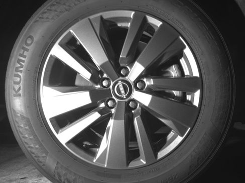 Used 2025 Nissan Pathfinder SV image 13