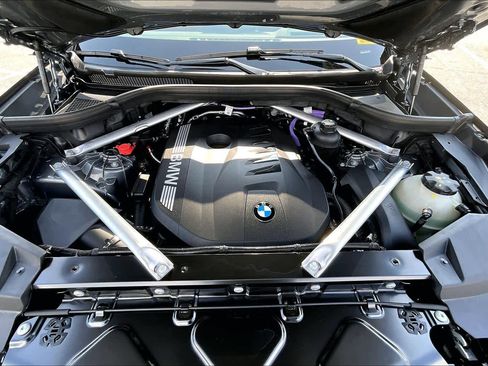 Used 2026 BMW X5 sDrive40i w/ Executive Package RWD image 32