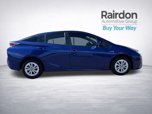 Used 2016 Toyota Prius Two FWD image 8