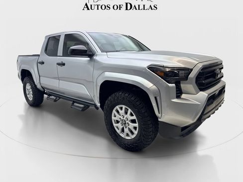 Used 2025 Toyota Tacoma SR AWD/4WD image 4