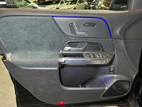 New 2026 Mercedes-Benz GLB 250 4MATIC image 23
