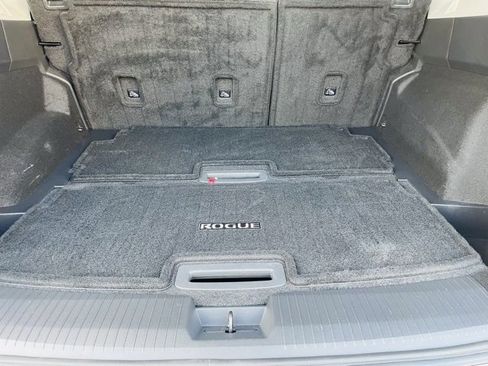 Certified 2023 Nissan Rogue SL image 29