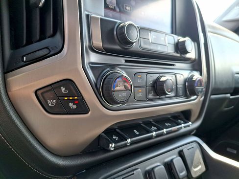 Used 2015 GMC Sierra 1500 Denali AWD/4WD image 19