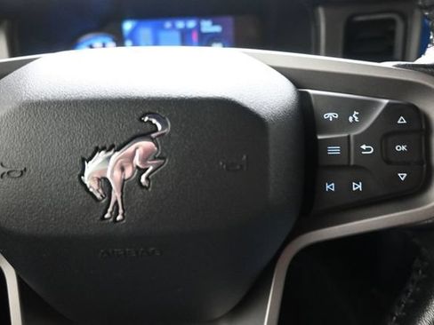 Used 2022 Ford Bronco Outer Banks w/ Sasquatch Package AWD/4WD image 25