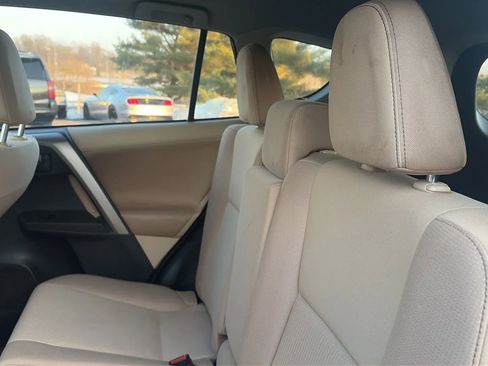 Used 2013 Toyota RAV4 XLE image 27