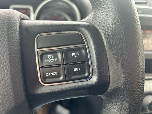 Used 2013 Dodge Journey SXT w/ Flexible Seating Group FWD image 20