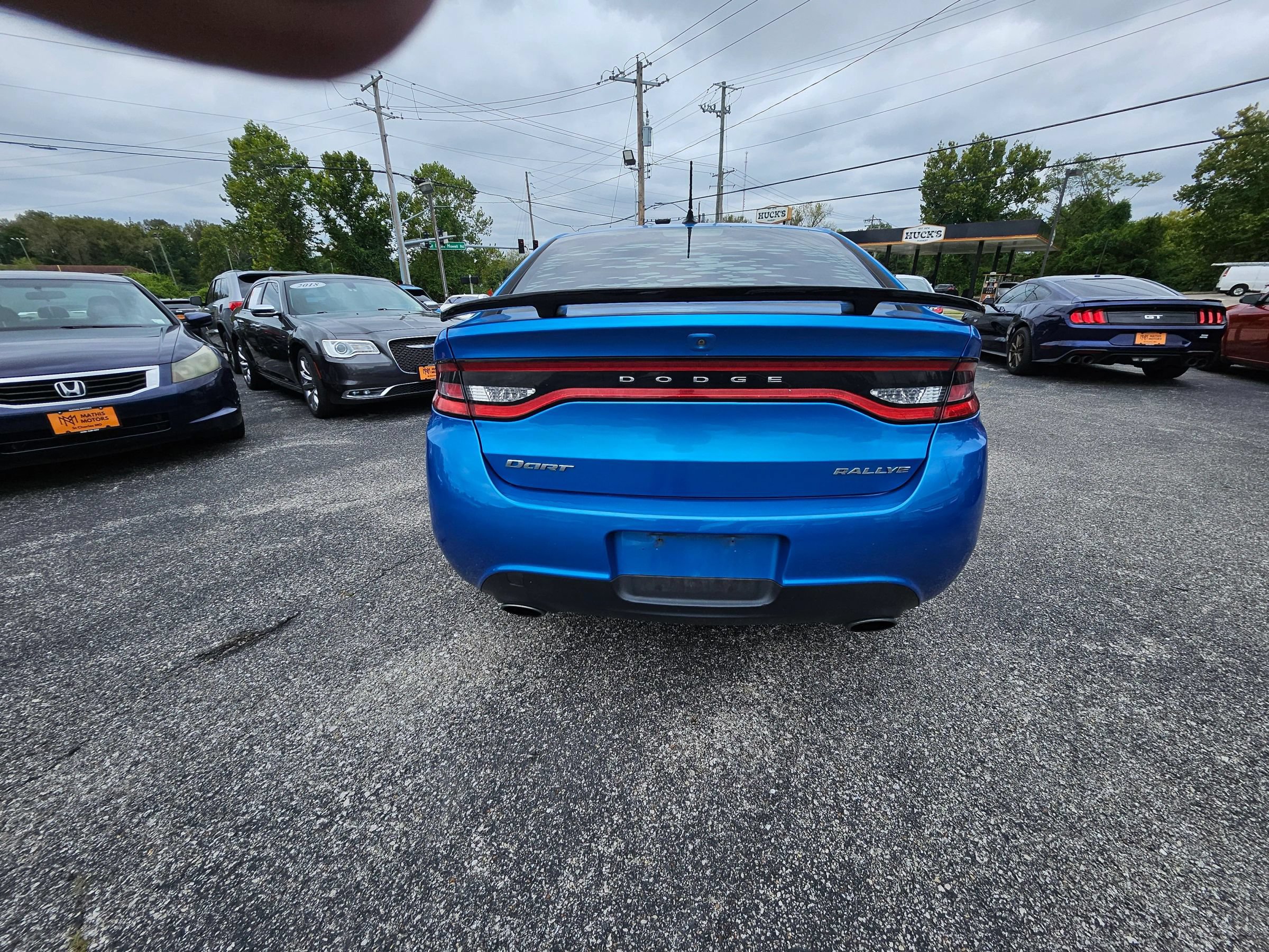 Used 2016 Dodge Dart SXT w/ Sun/Sound Group FWD image 4