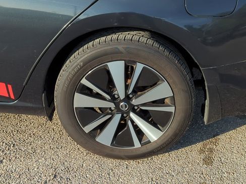 Used 2019 Nissan Altima 2.5 SL AWD/4WD image 6