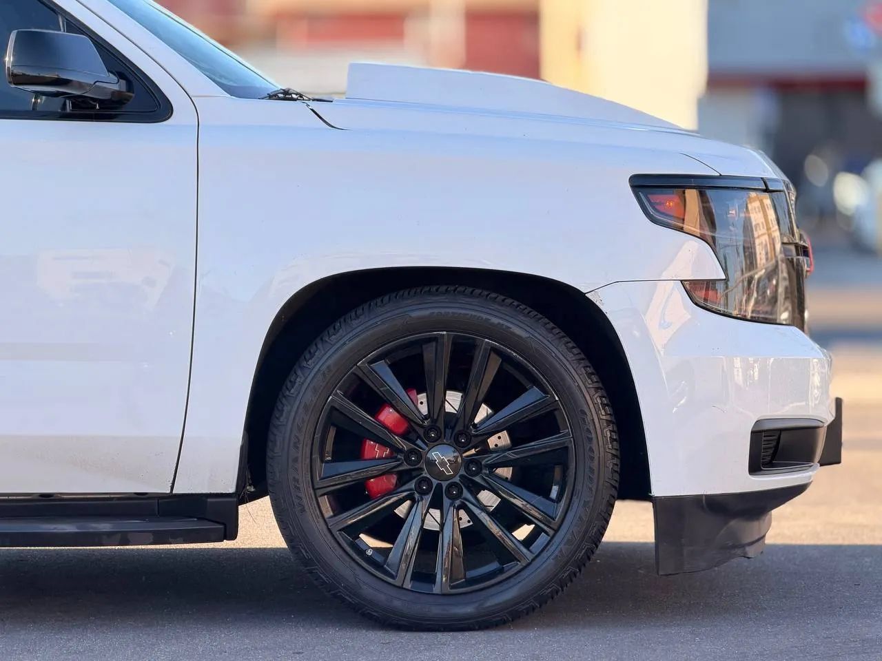 Used 2018 Chevrolet Tahoe 4WD image 20