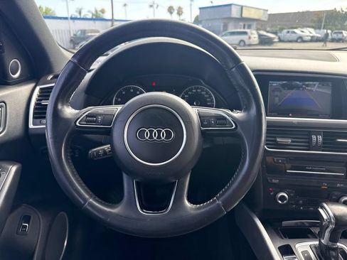 Used 2017 Audi Q5 2.0T Premium Plus w/ Technology Package AWD/4WD image 13