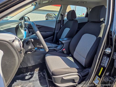Used 2021 Hyundai Kona SE image 9