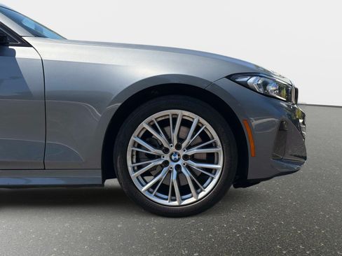 Used 2023 BMW 330i Sedan w/ Driving Assistance Package RWD image 21
