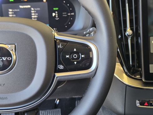 New 2026 Volvo XC90 T8 Plus image 29