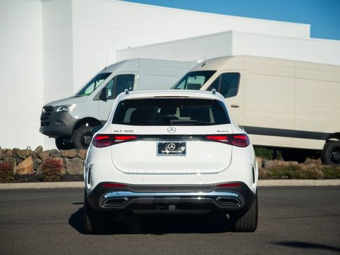 New 2026 Mercedes-Benz GLC 300 4MATIC image 4