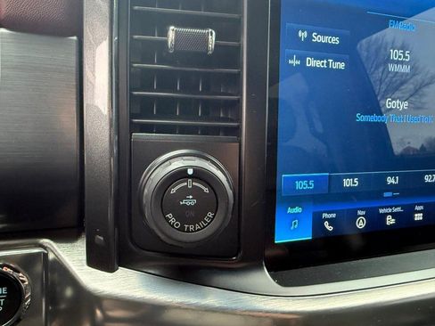 Used 2021 Ford F150 Lariat w/ Equipment Group 502A High image 28