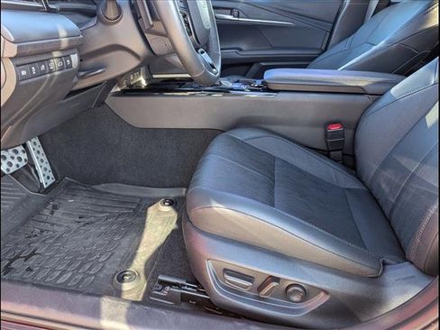 Used 2025 Toyota Camry XSE image 9