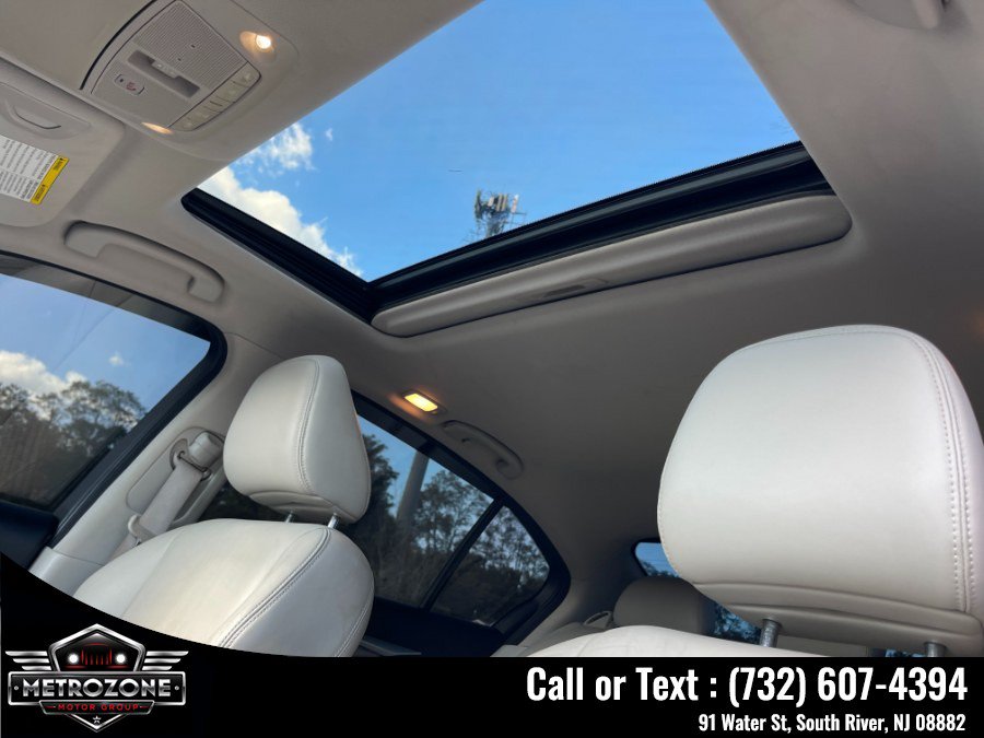 Used 2016 INFINITI Q50 Red Sport 400 AWD/4WD image 24