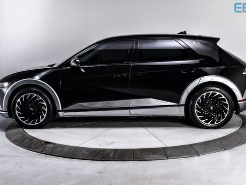 Used 2023 Hyundai Ioniq 5 Limited image 3