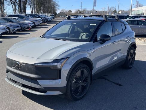 New 2026 Volvo EX30 Cross Country Ultra w/ Protection Package Premier image 3