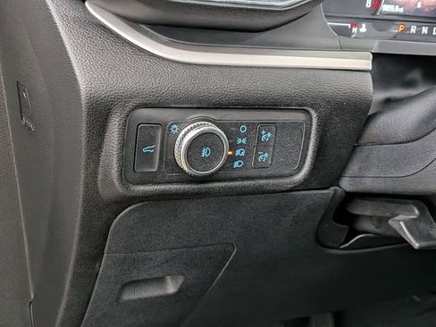 Certified 2022 Ford Explorer XLT w/ Equipment Group 202A AWD/4WD image 14