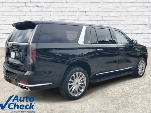 Used 2022 Cadillac Escalade ESV Premium Luxury RWD image 4