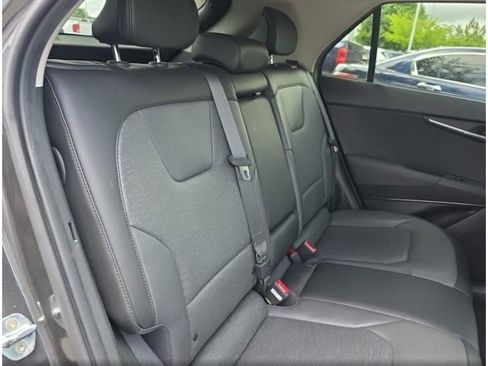 Used 2023 Kia Niro Wave FWD image 6