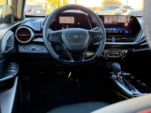 New 2026 Chevrolet Trax RS w/ Driver Confidence Package image 8