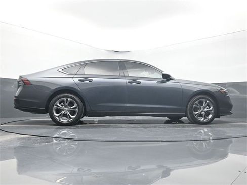 Used 2024 Honda Accord EX image 12