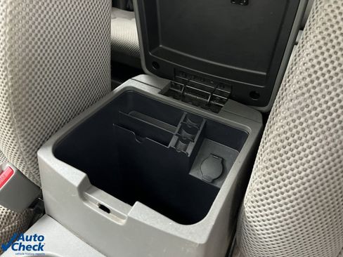 Used 2019 Nissan Frontier SV image 26