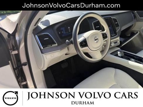 Used 2023 Volvo XC90 B6 Plus AWD/4WD image 6