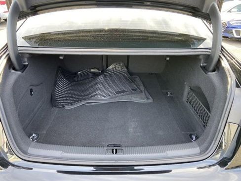 Used 2018 Audi S6 Prestige w/ S Sport Package image 7