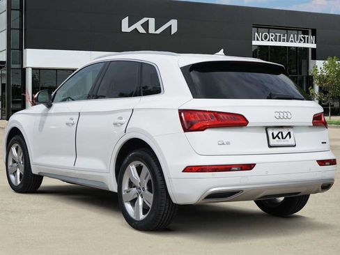 Used 2019 Audi Q5 2.0T Premium Plus w/ Premium Plus Package AWD/4WD image 4