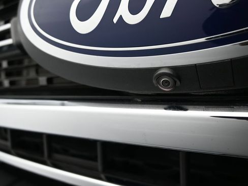 Used 2022 Ford F250 Lariat w/ Chrome Package image 45