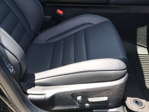 Used 2023 Lexus IS 500 RWD image 19