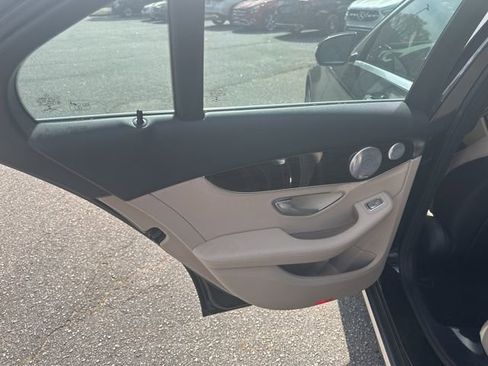 Used 2015 Mercedes-Benz C 300 Sedan image 10