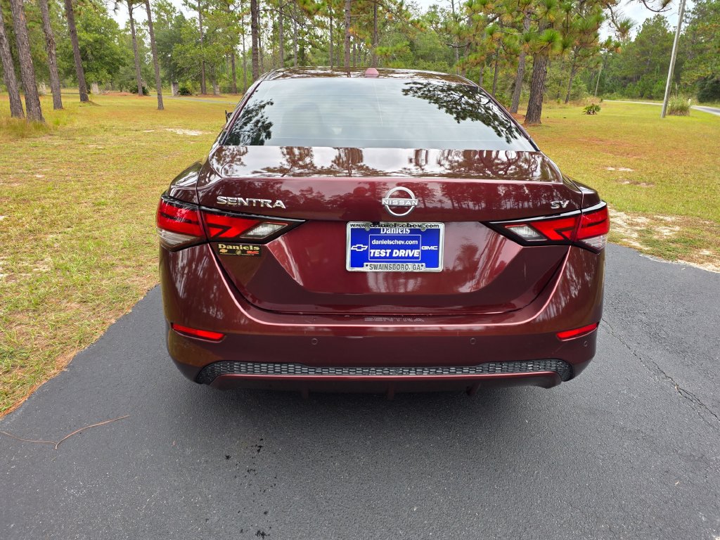 Used 2024 Nissan Sentra SV w/ SV Premium Package FWD image 4