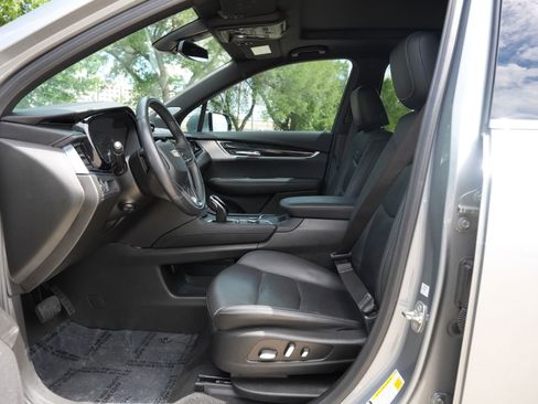 Certified 2024 Cadillac XT6 Premium Luxury image 18