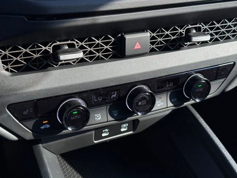 New 2025 Honda Accord SE image 25