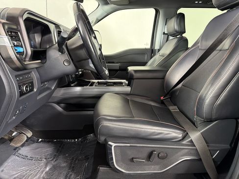 Used 2024 Ford F250 Lariat w/ Lariat Ultimate Package AWD/4WD image 20