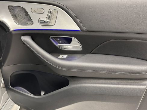 Certified 2025 Mercedes-Benz GLE 450 GLE 450 image 15