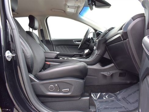 Used 2018 Ford Edge Sport w/ Equipment Group 401A AWD/4WD image 33