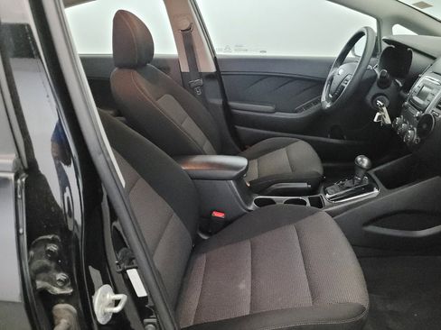 Used 2017 Kia Forte LX FWD image 21