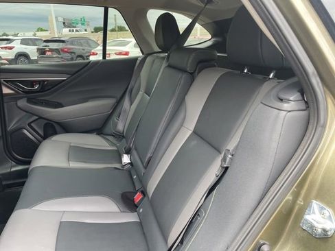 Used 2025 Subaru Outback Onyx Edition AWD/4WD image 8