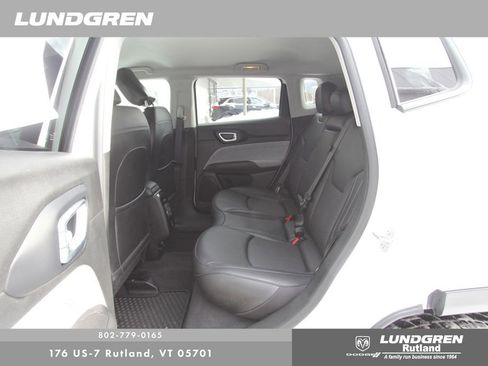 Used 2022 Jeep Compass Latitude w/ Convenience Group image 36