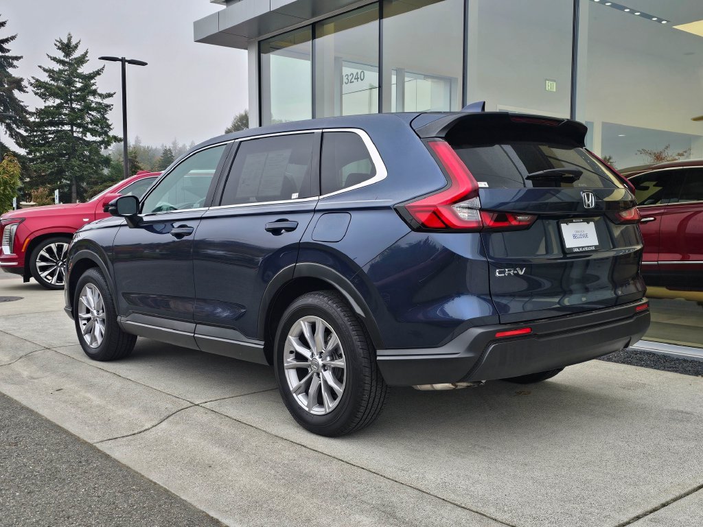 Used 2023 Honda CR-V EX image 3