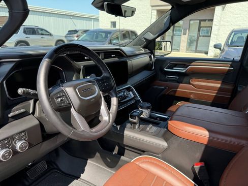 Used 2026 GMC Sierra 1500 Denali Ultimate AWD/4WD image 17