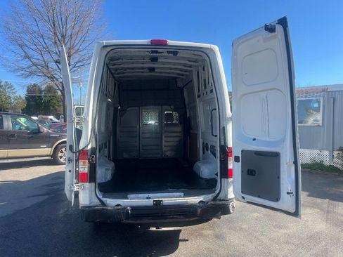 Used 2019 Nissan NV 2500 S image 16