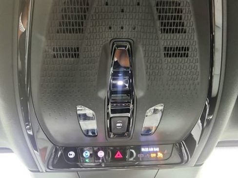 Used 2024 Cadillac Lyriq Luxury AWD/4WD image 71