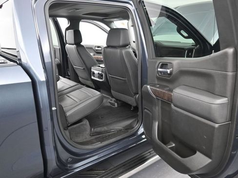 Used 2022 GMC Sierra 1500 Denali w/ Denali Reserve Package AWD/4WD image 11