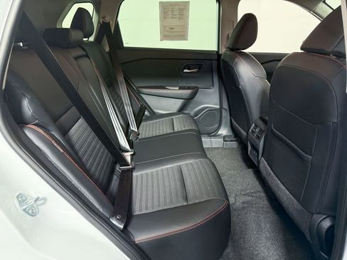 Certified 2025 Nissan Rogue SV image 35